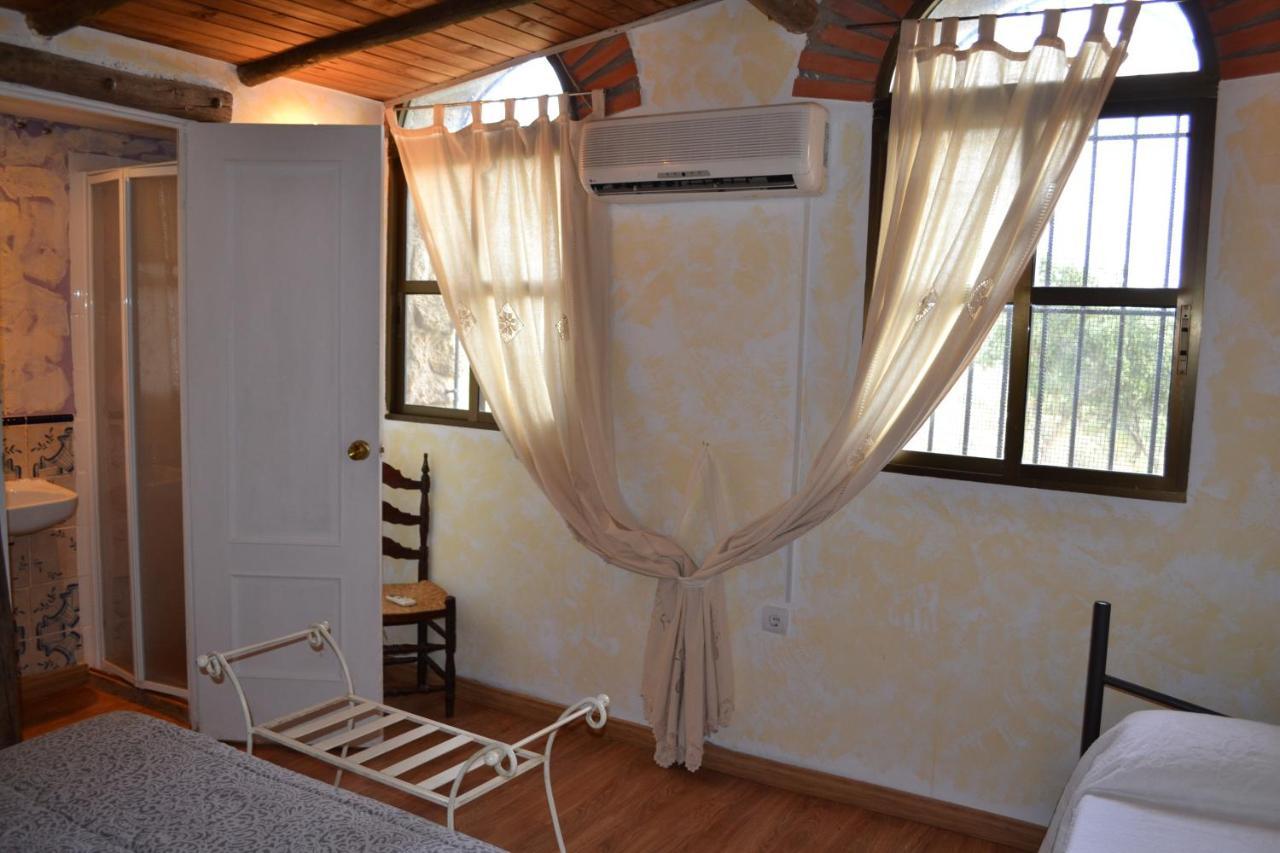 Albergue La Jarilla Plasenzuela Ngoại thất bức ảnh