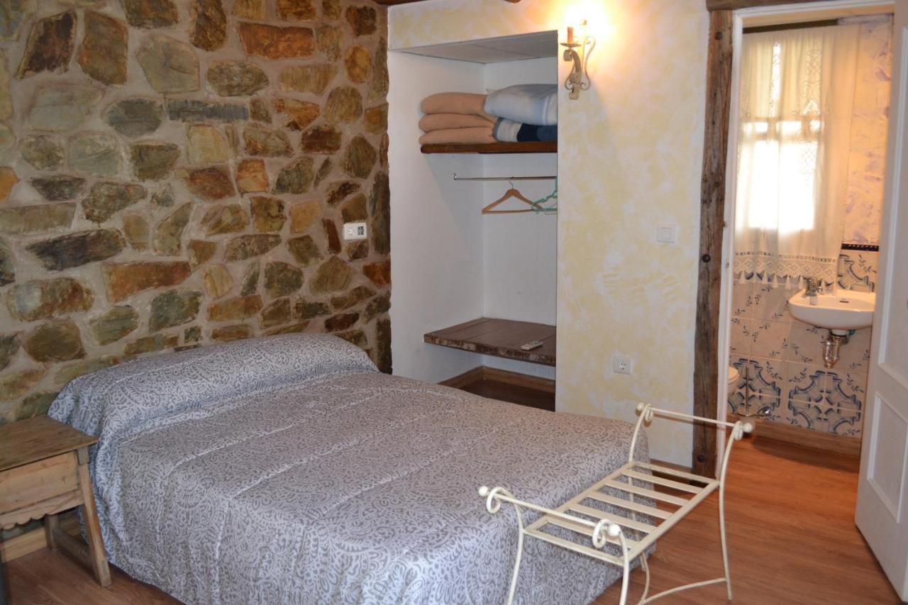 Albergue La Jarilla Plasenzuela Ngoại thất bức ảnh