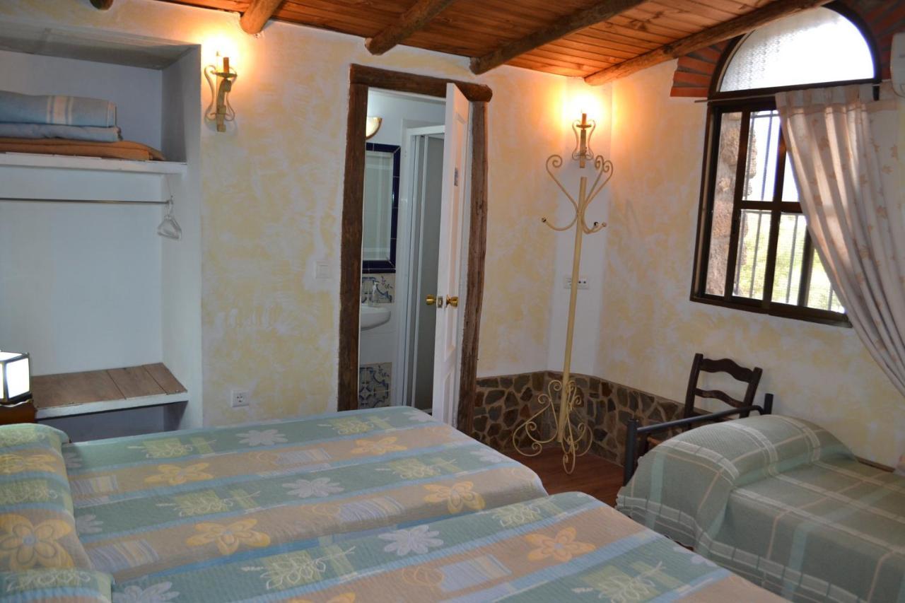 Albergue La Jarilla Plasenzuela Ngoại thất bức ảnh